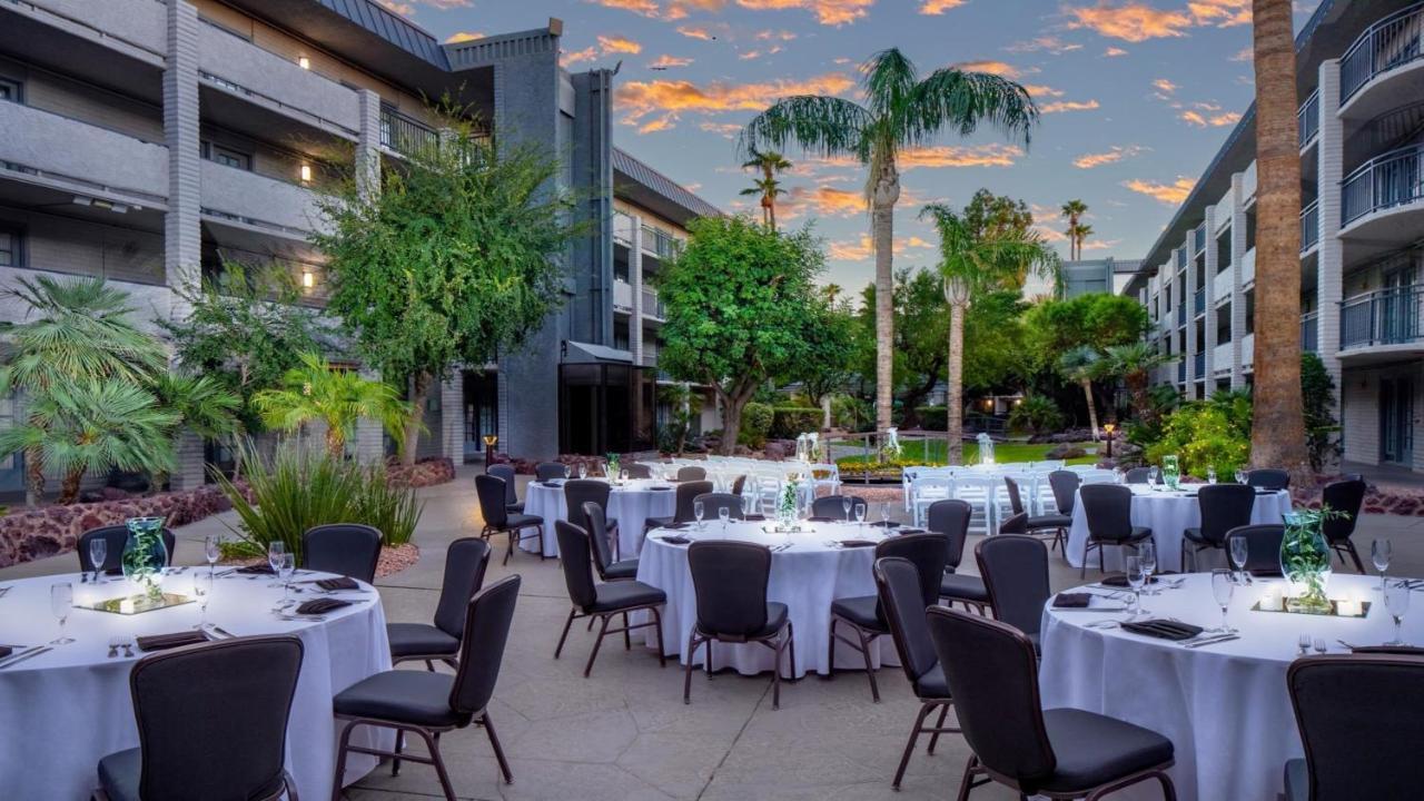 Holiday Inn And Suites Phoenix Airport North By Ihg Exteriér fotografie