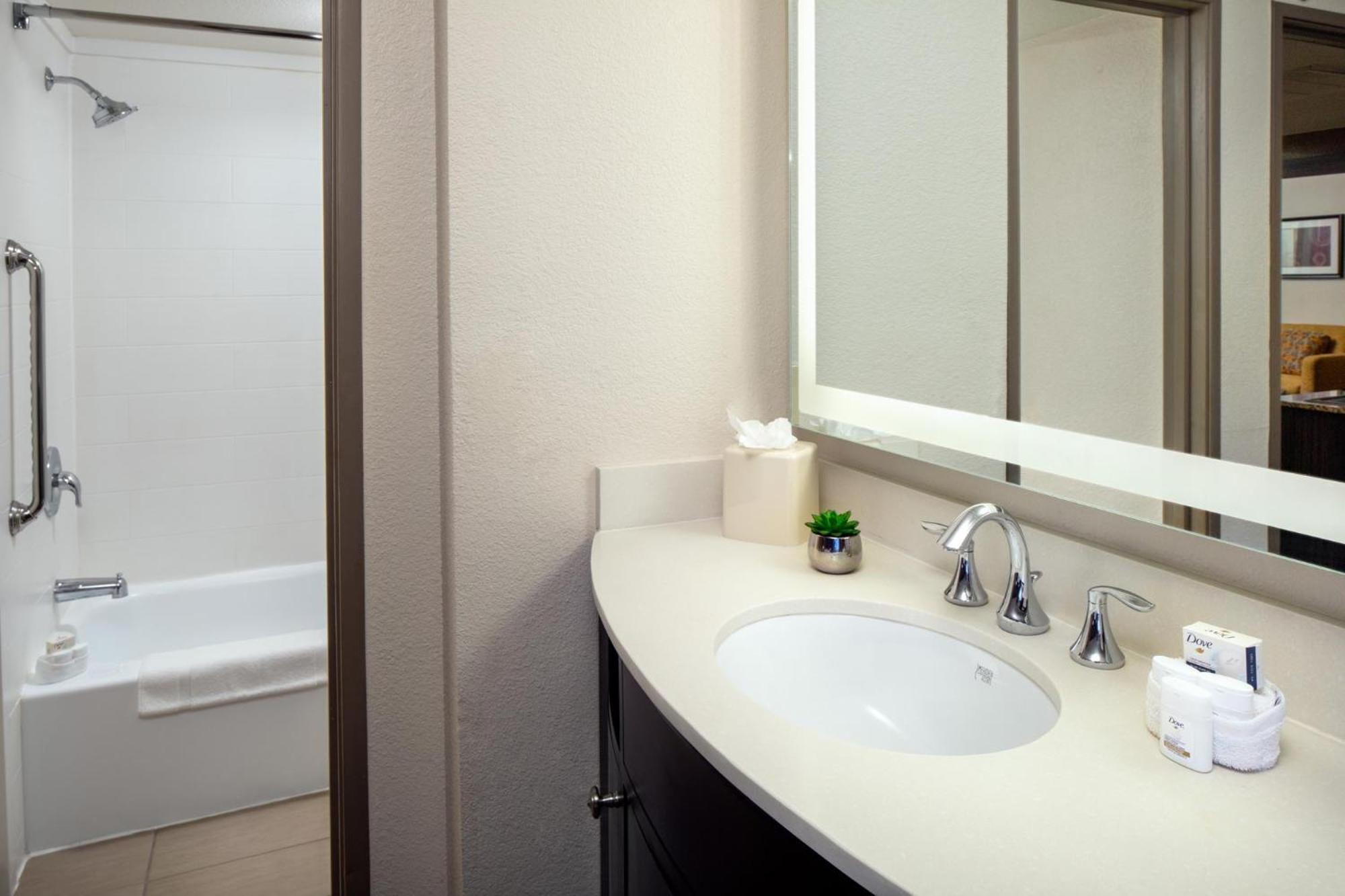 Holiday Inn And Suites Phoenix Airport North By Ihg Exteriér fotografie